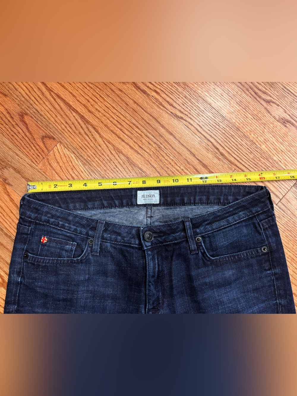 Hudson Dark Wash Mid Rise Flare size 30 - Picture 6 of 8